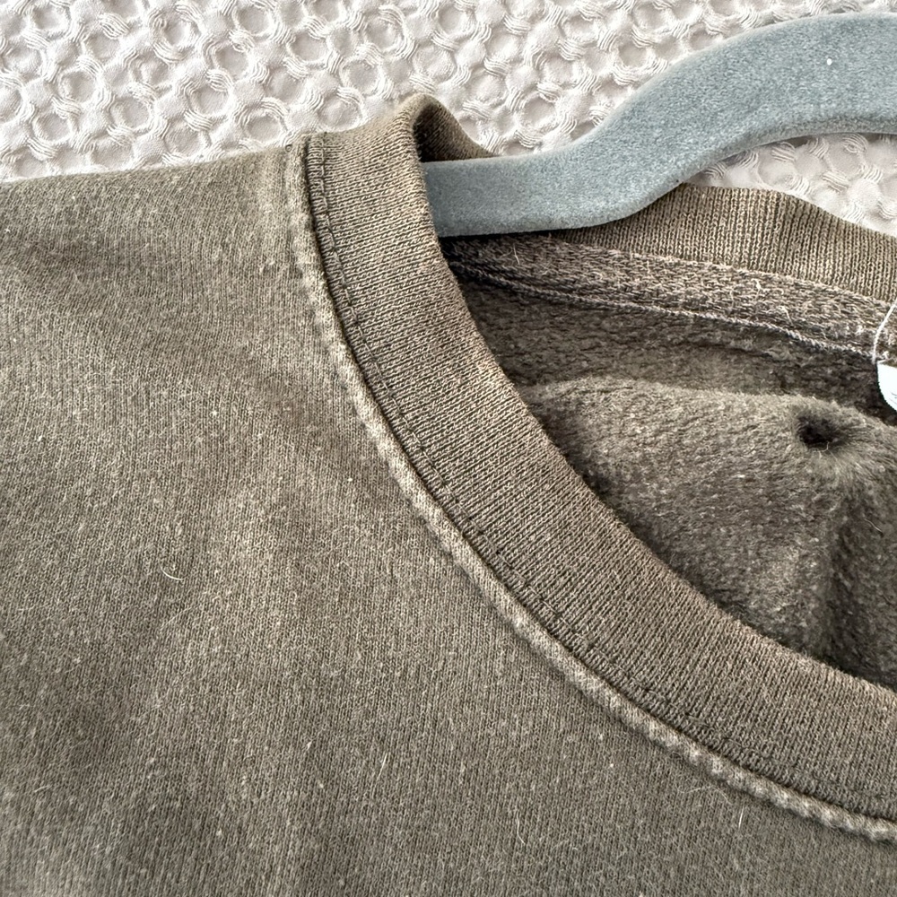Take Me To The Mountains Sweatshirt! - Picture 2 of 4